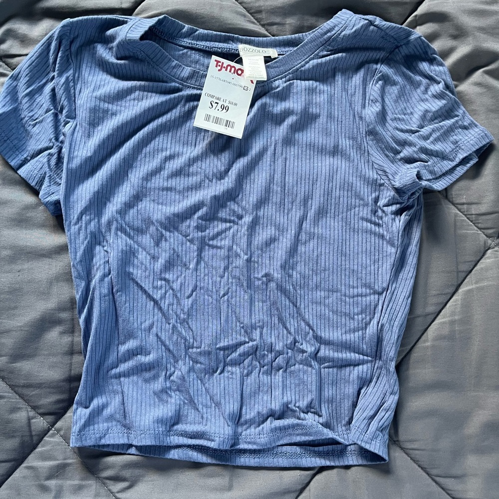 Blue cropped top